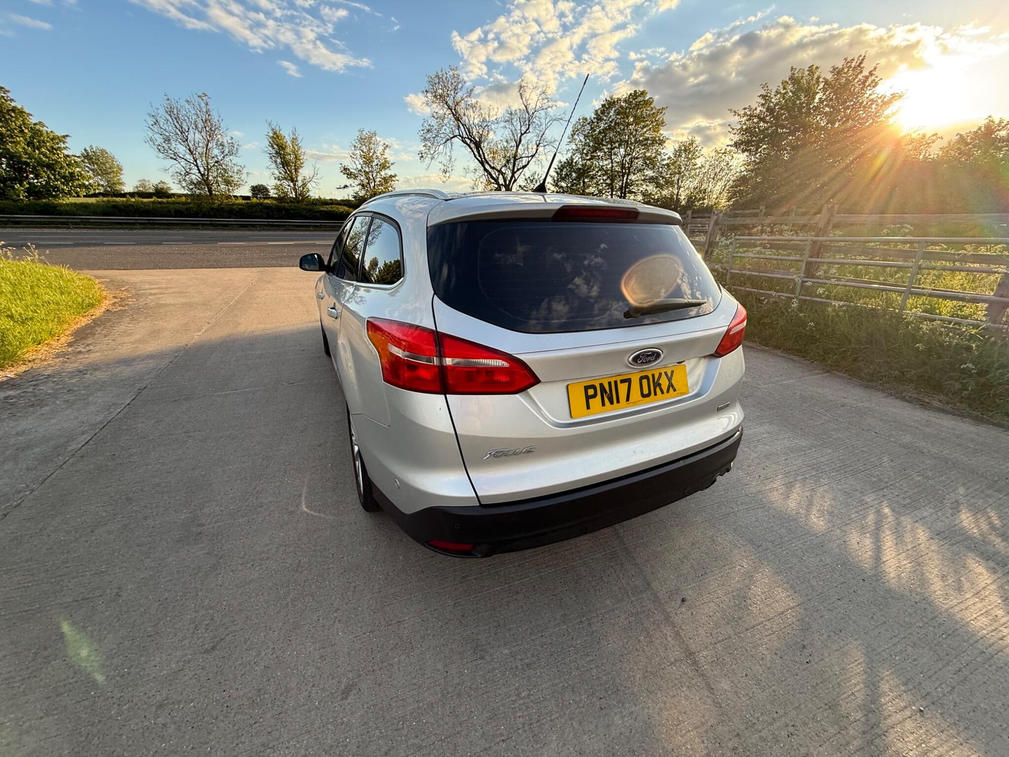 Ford Focus 1.5T EcoBoost Titanium X Euro 6 (s/s) 5dr — photo 78 of 126